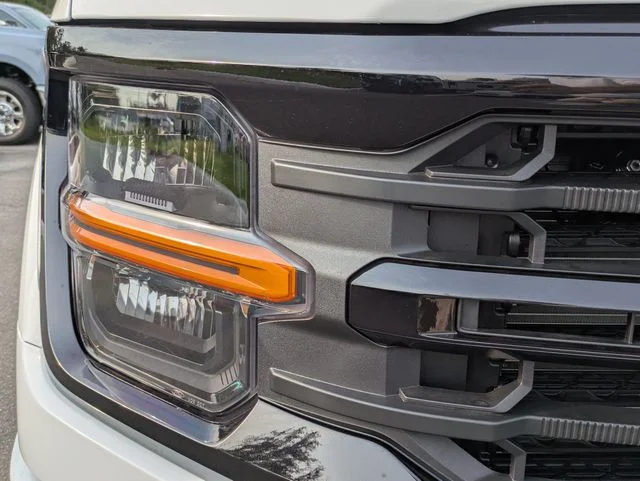 New 2026 Oxford White Ford XLT image 10