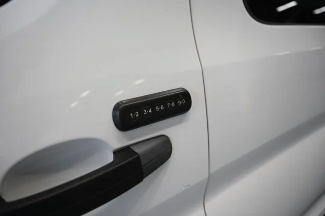 2024 Ford Transit Passenger Van XLT - Photo 30