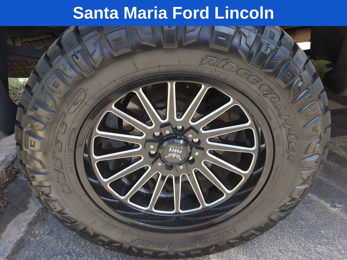 Used 2014 Blue Granite Metallic Chevrolet LT image 4