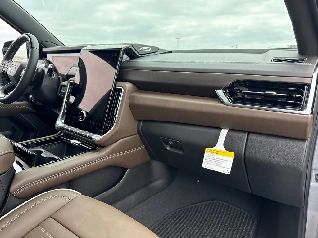 2026 GMC Yukon XL Denali Ultimate - Photo 43
