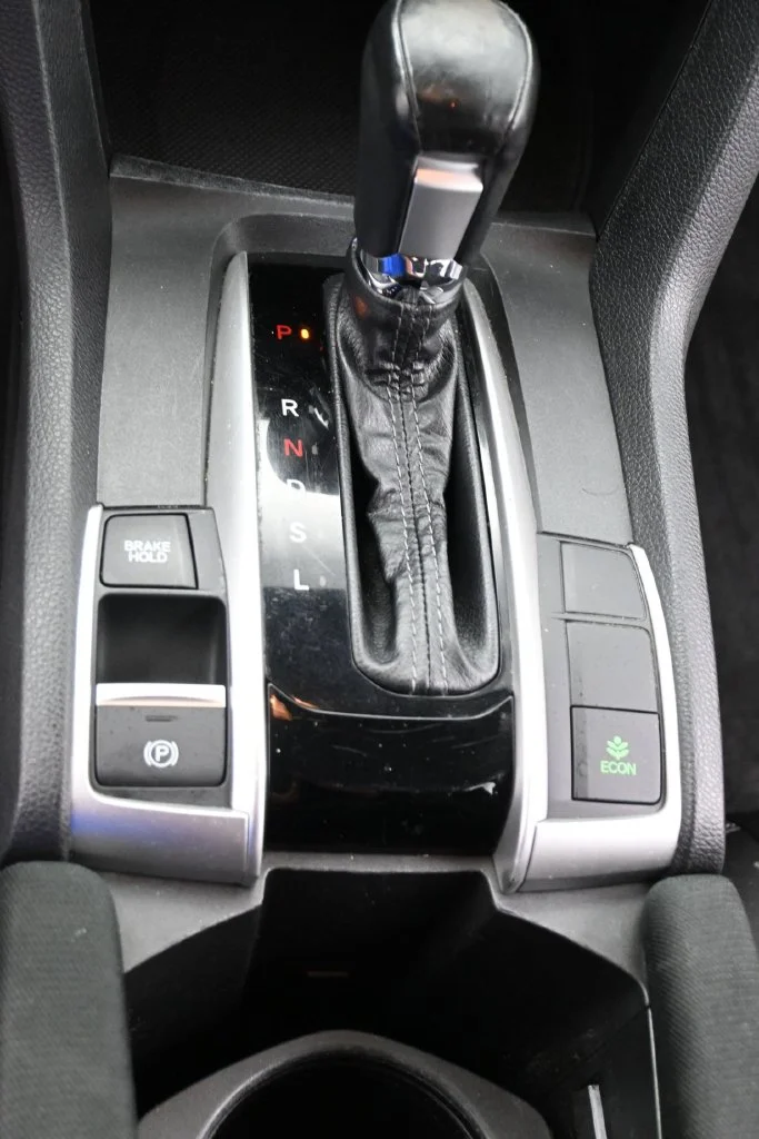 Used 2019  Honda EX image 16