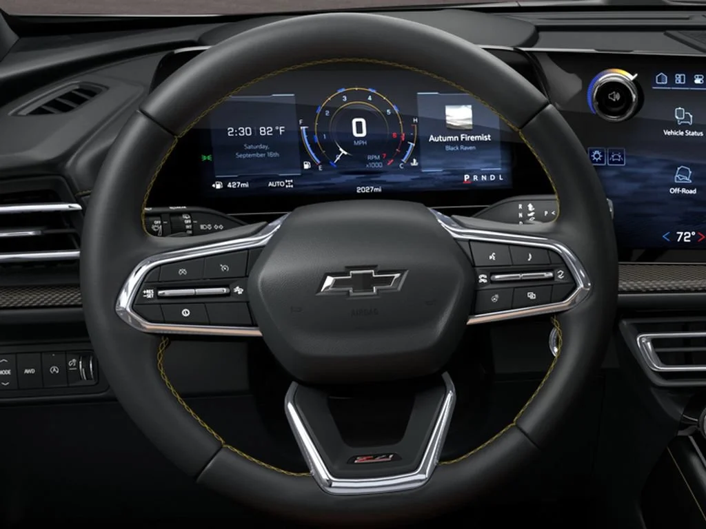 2027 Chevrolet Traverse Z71 - Photo 8