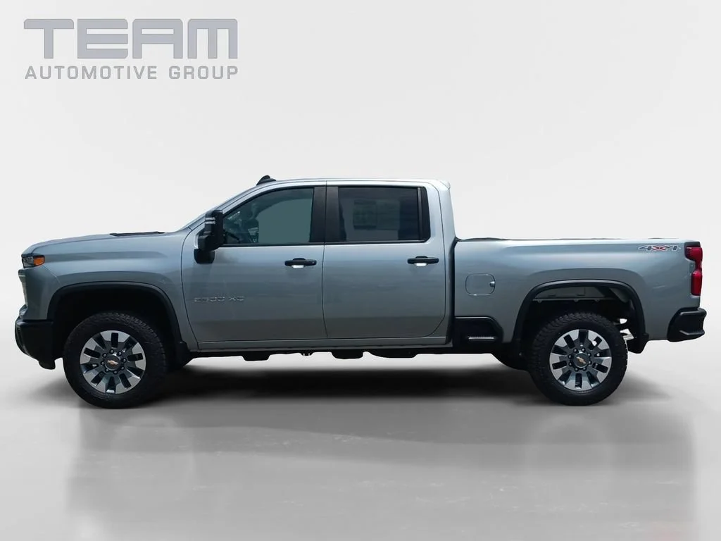 Used 2024 Sterling Gray Metallic Chevrolet Custom image 4