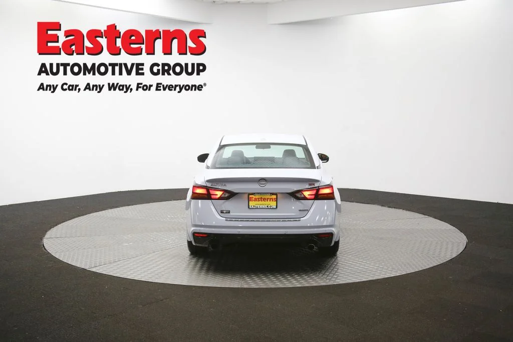 Used 2023 Gray Nissan 2.0 SR image 36