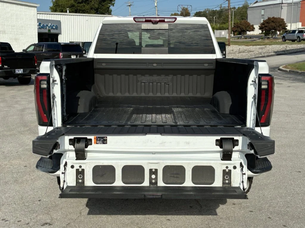 Used 2024 Summit White GMC AT4 image 15