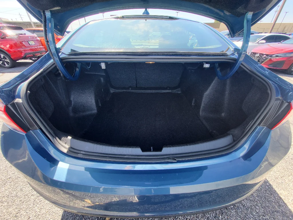 Used 2025 Lakeshore Blue Metallic Chevrolet LT image 24