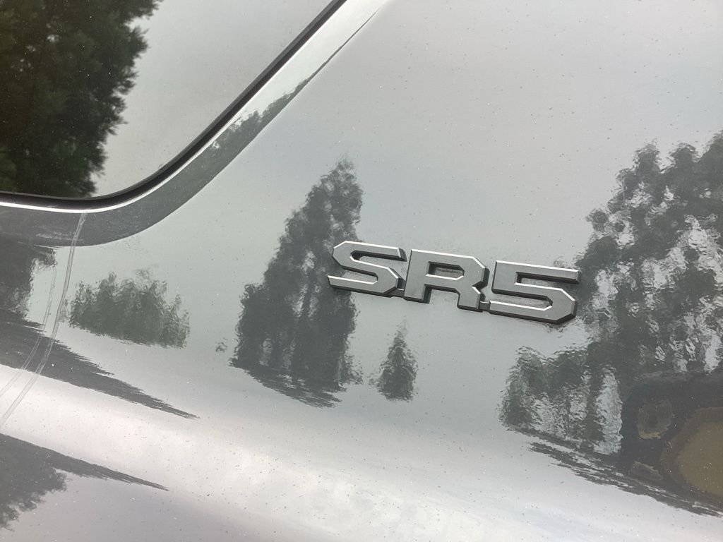 Certified Used 2025  Toyota SR5 image 11