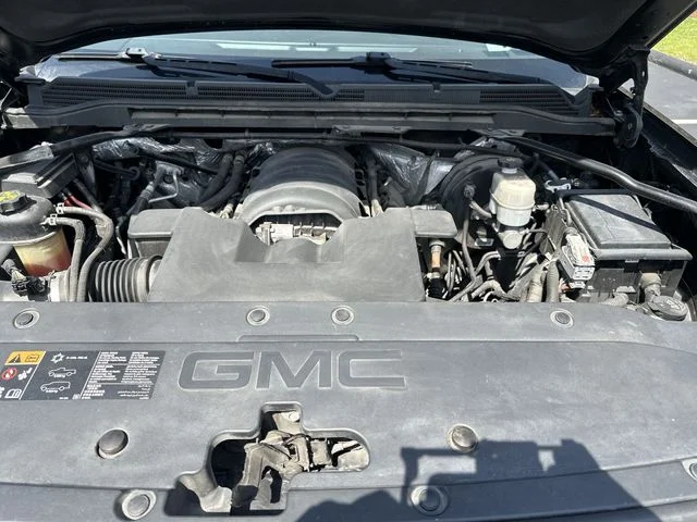 Used 2015 Black GMC Denali image 19