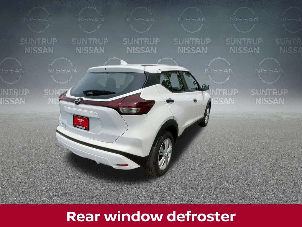 2025 Nissan KICKS PLAY Base - Photo 10