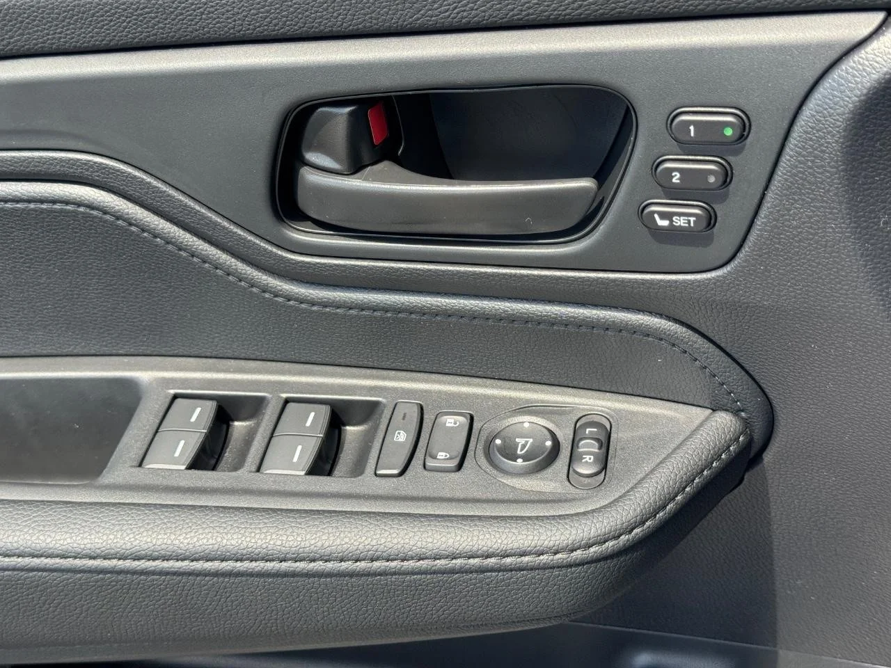2026 Honda Odyssey Sport L - Photo 26
