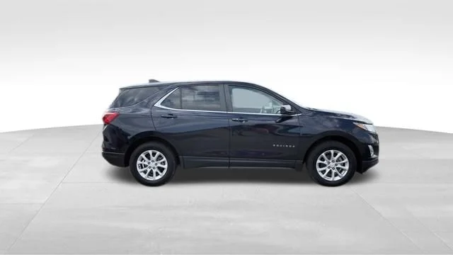 Used 2021 Blue Chevrolet LT image 10