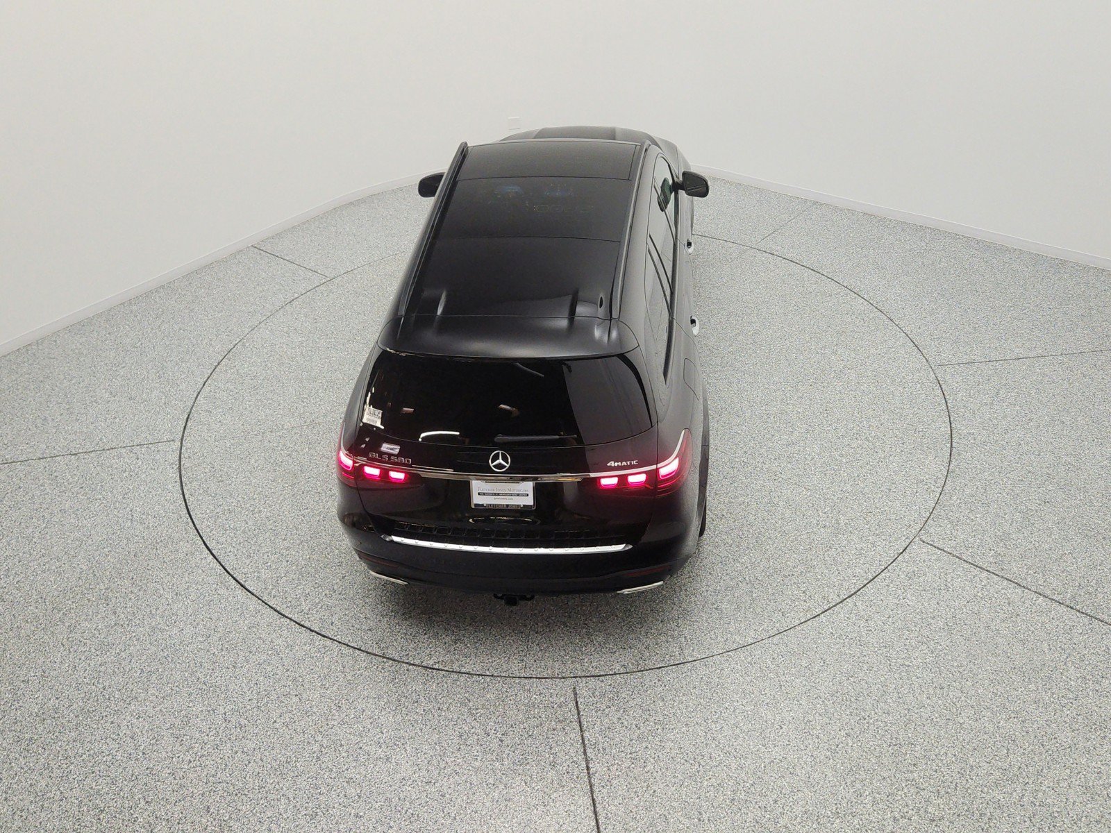 New 2026 Obsidian Black Metallic Mercedes-Benz GLS 580 4MATIC® SUV image 37