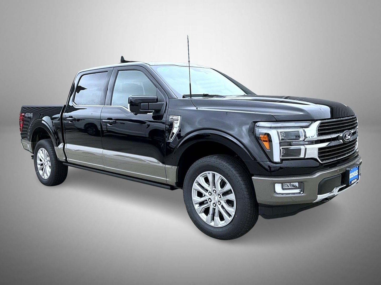 New 2026 Agate Black Metallic Ford King Ranch image 3