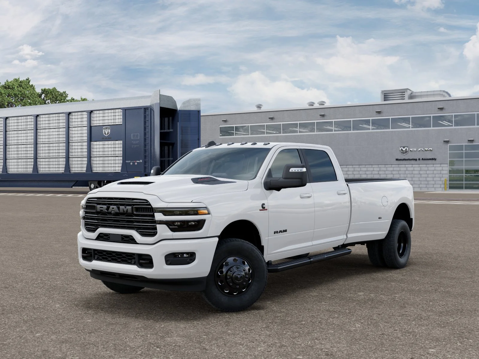 New 2026 Bright White Clear-Coat Exterior Paint RAM Laramie image 28