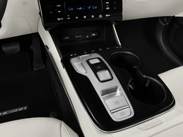Used 2025 Hampton Gray Hyundai SEL Convenience image 9