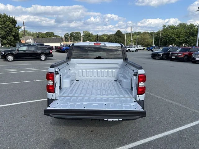 New 2026 Space White Metallic Ford XLT image 28