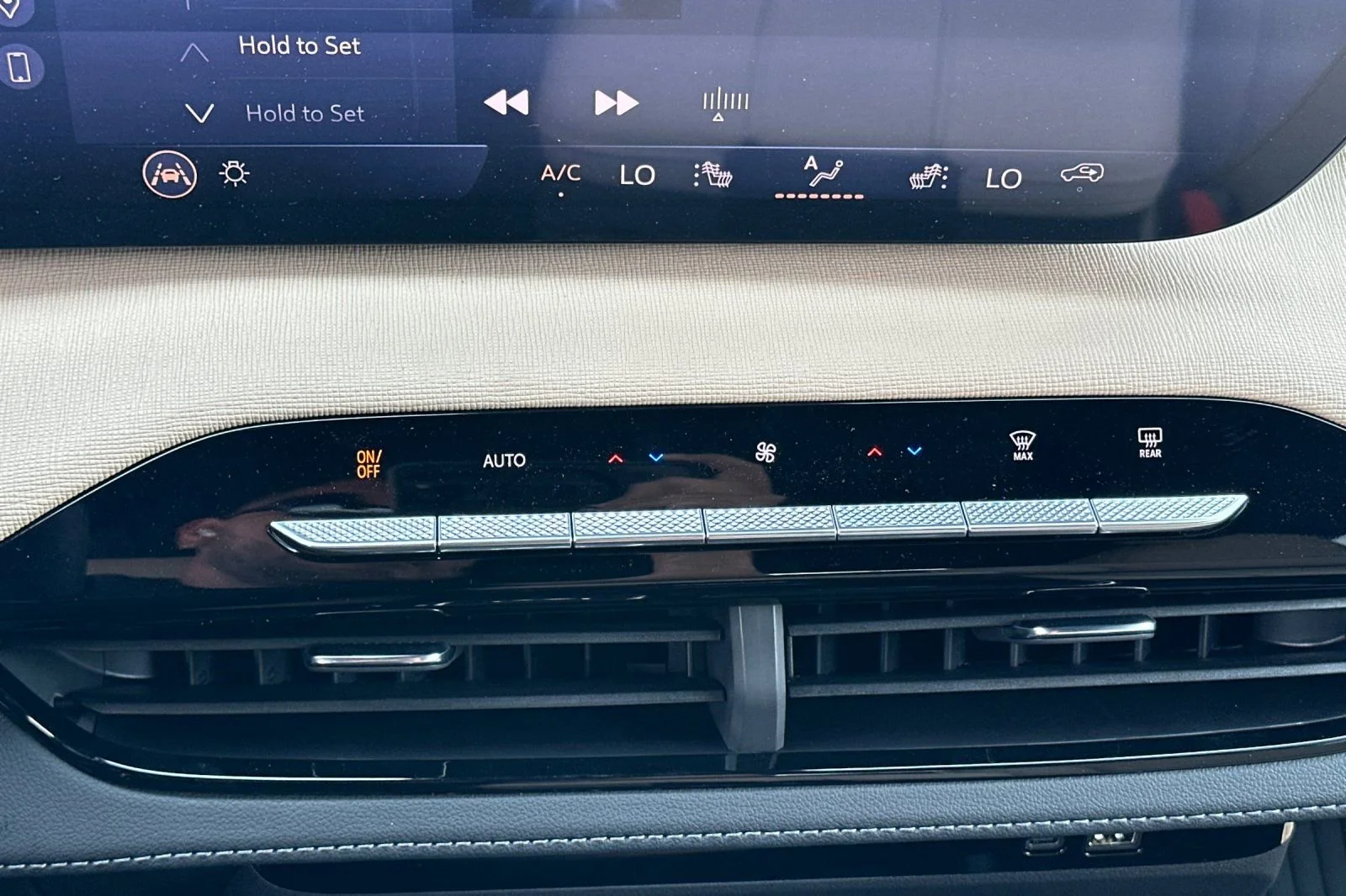 2026 Buick Enclave Preferred - Photo 20