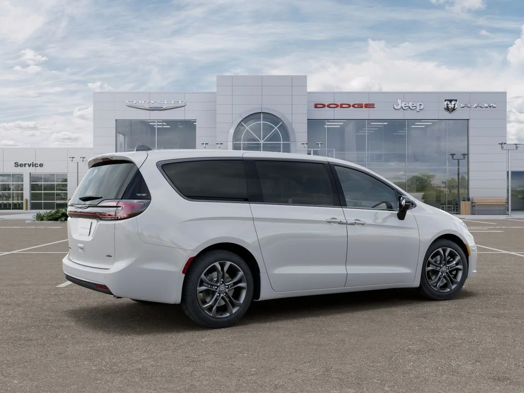 New 2026 Bright White Clear-Coat Exterior Paint Chrysler Select image 4
