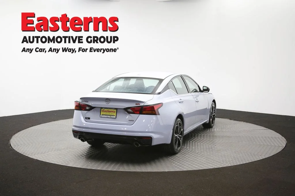 Used 2023 Gray Nissan 2.5 SR image 40