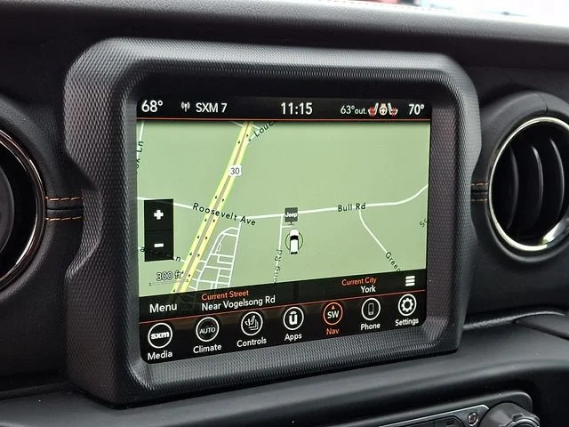 Used 2022 Gray Jeep Overland image 15