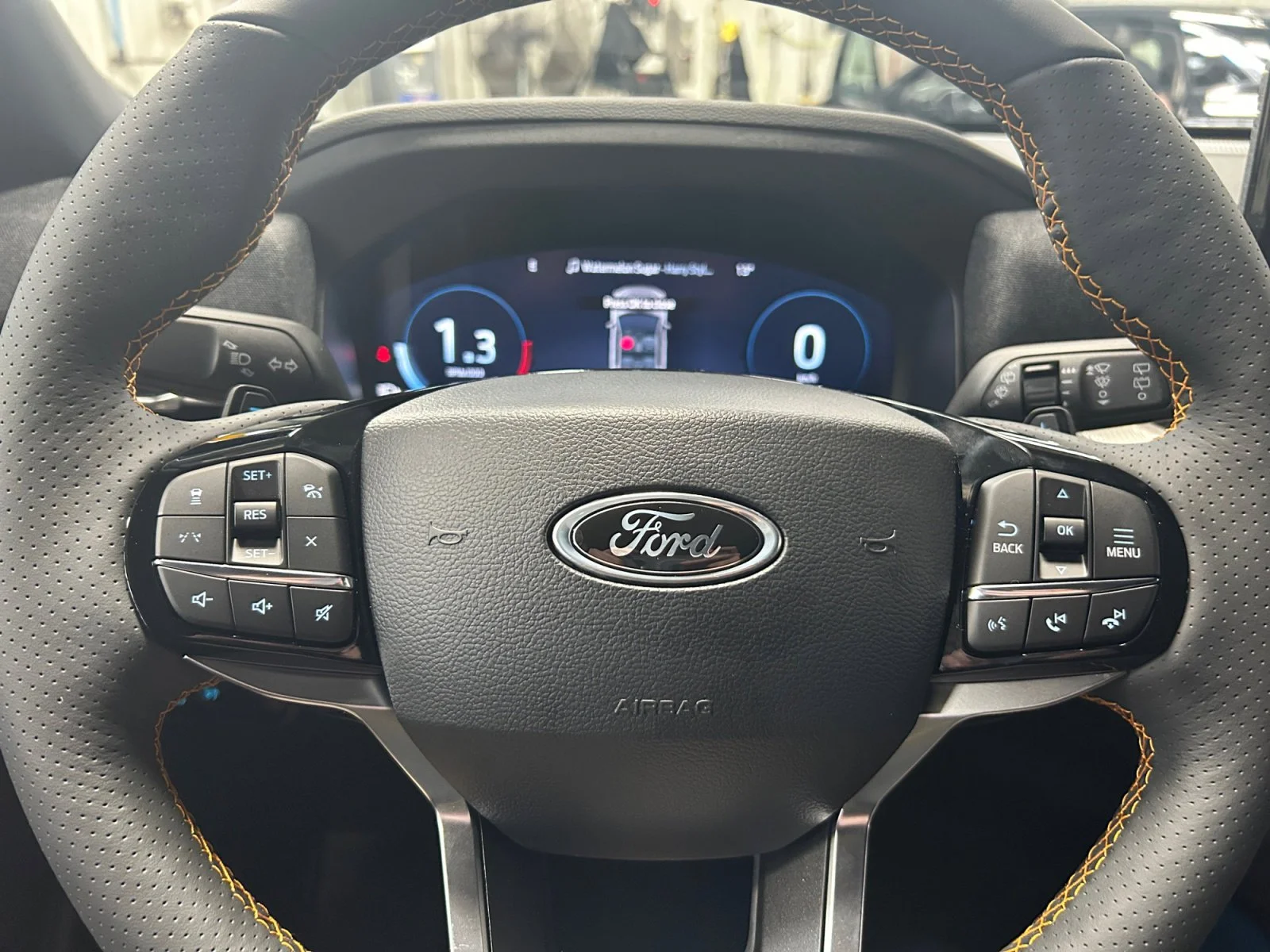 New 2026 Space White Metallic Ford Tremor image 23