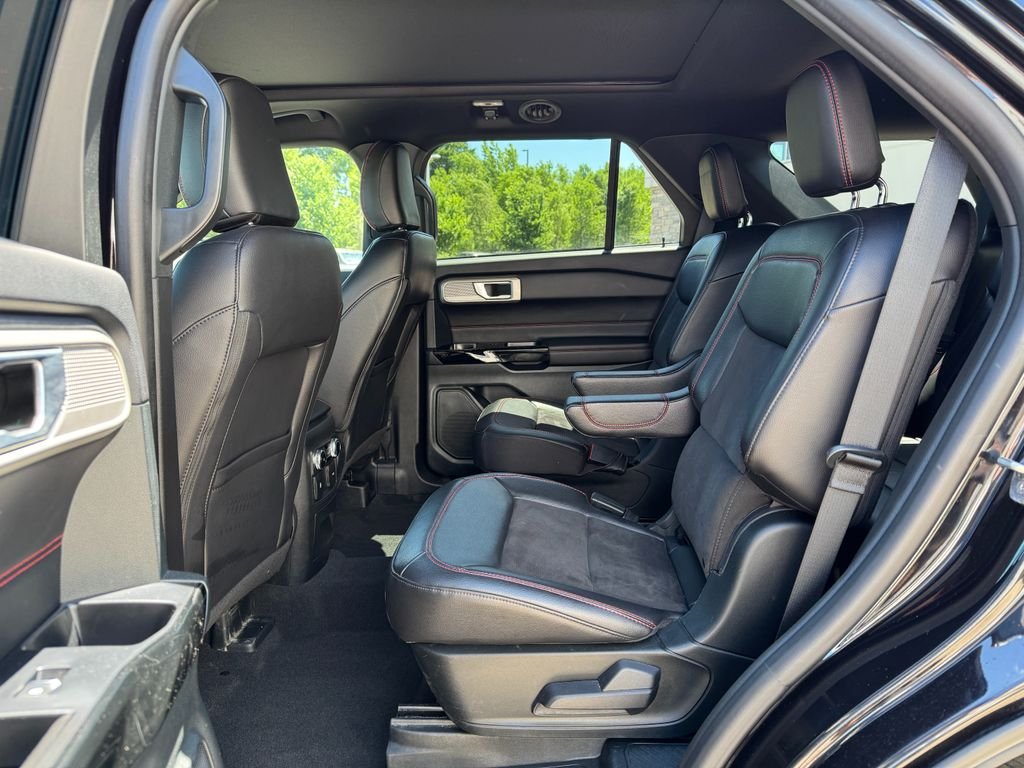 2023 Ford Explorer ST Line - Photo 18