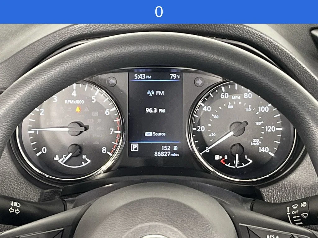 Used 2022 Gray Nissan S image 17