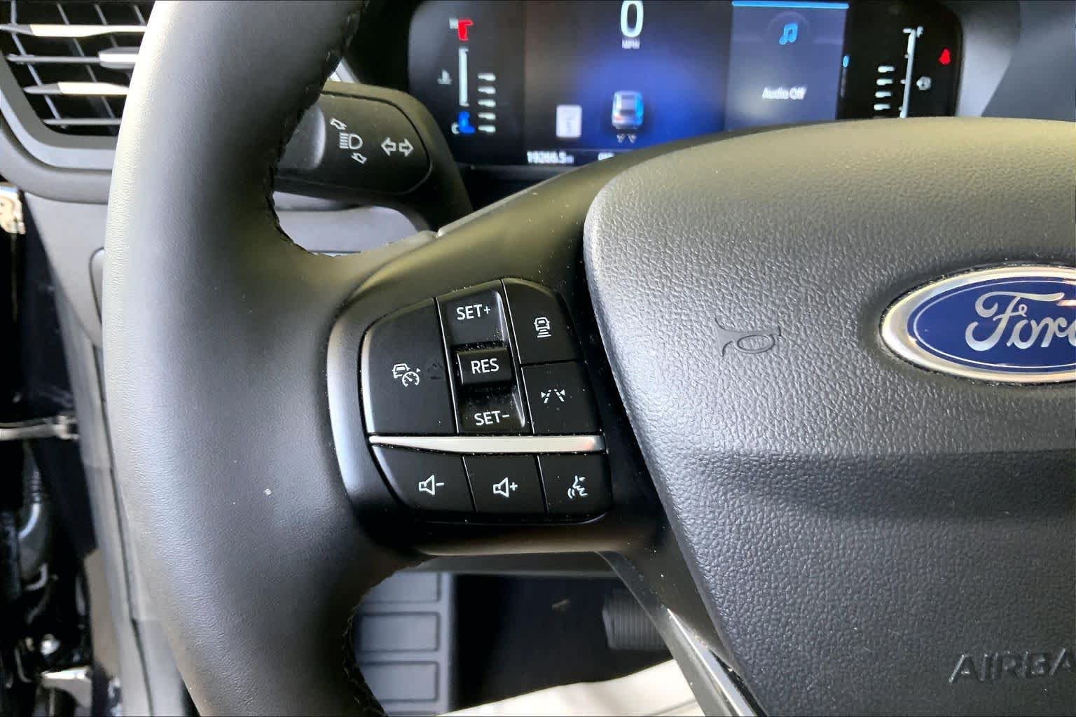 Used 2023 Agate Black Metallic Ford Active image 23