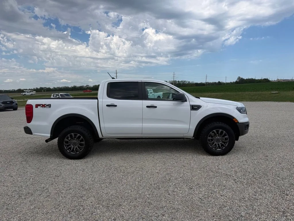 Used 2022 White Ford XLT image 3