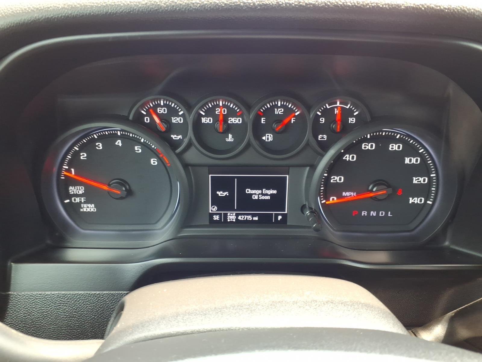 Used 2021 Silver Ice Metallic Chevrolet Custom image 24