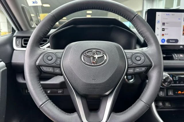 Certified Used 2023 WIND CHILL PEARL* Toyota  image 23
