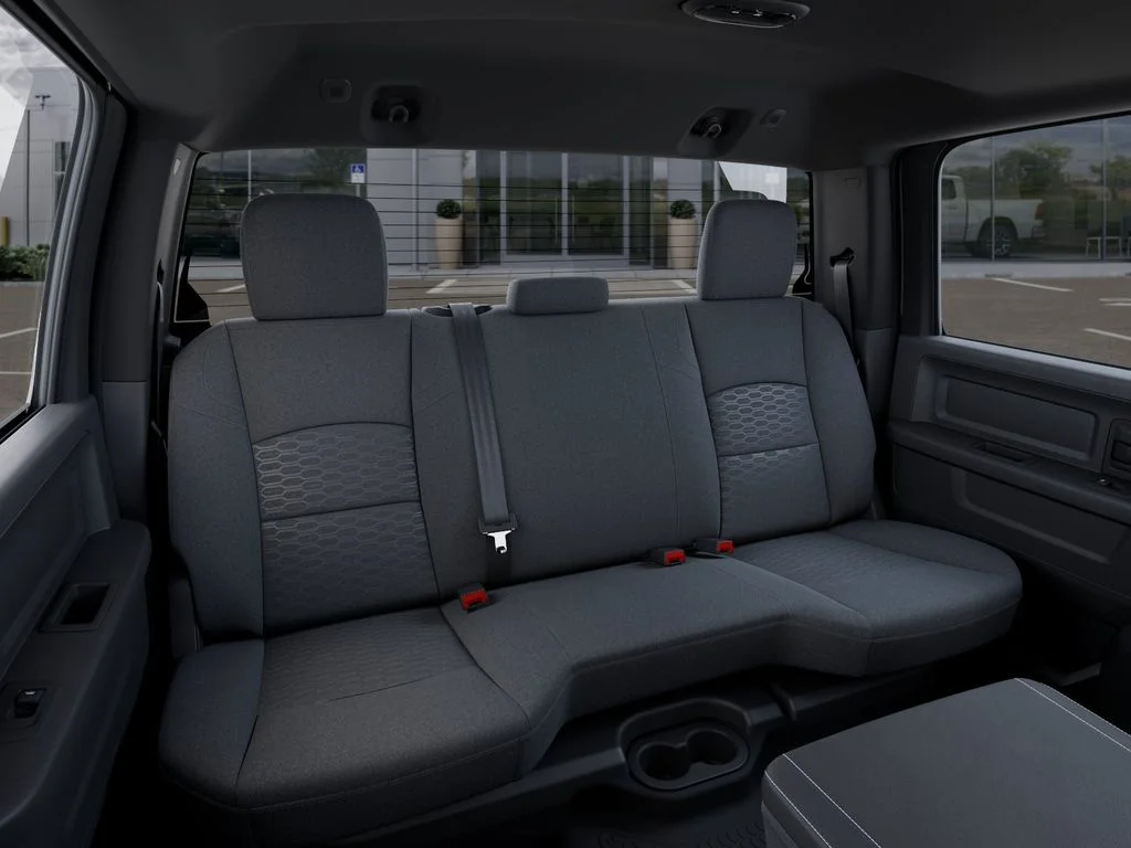 2025 RAM 3500 Chassis Tradesman - Photo 15