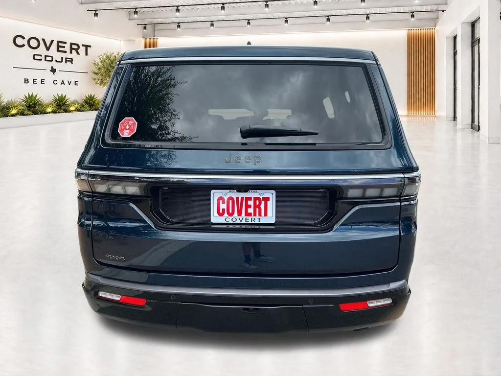 New 2026 Fathom Blue Pearlcoat Jeep  image 9