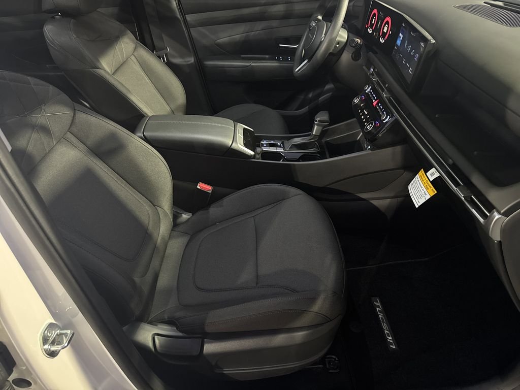 2025 Hyundai Tucson SEL - Photo 13
