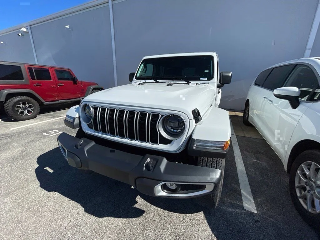 Used 2025 White Jeep Sahara image 2