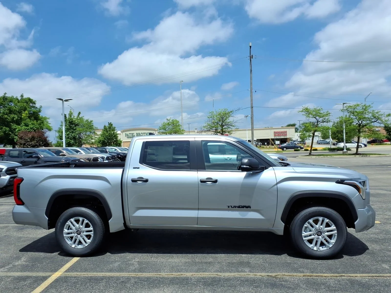 New 2026 Celestial Silver Metallic (1j9) Toyota SR5 CREWMAX image 8