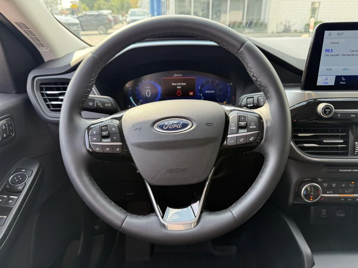 Used 2022 Grey Ford Titanium Awd image 14