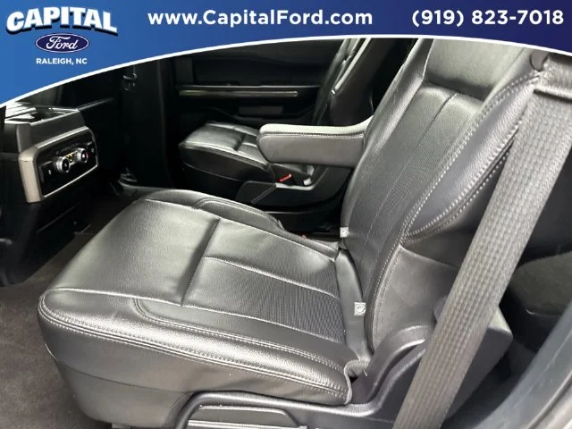 Used 2021 Silver Ford XLT image 18