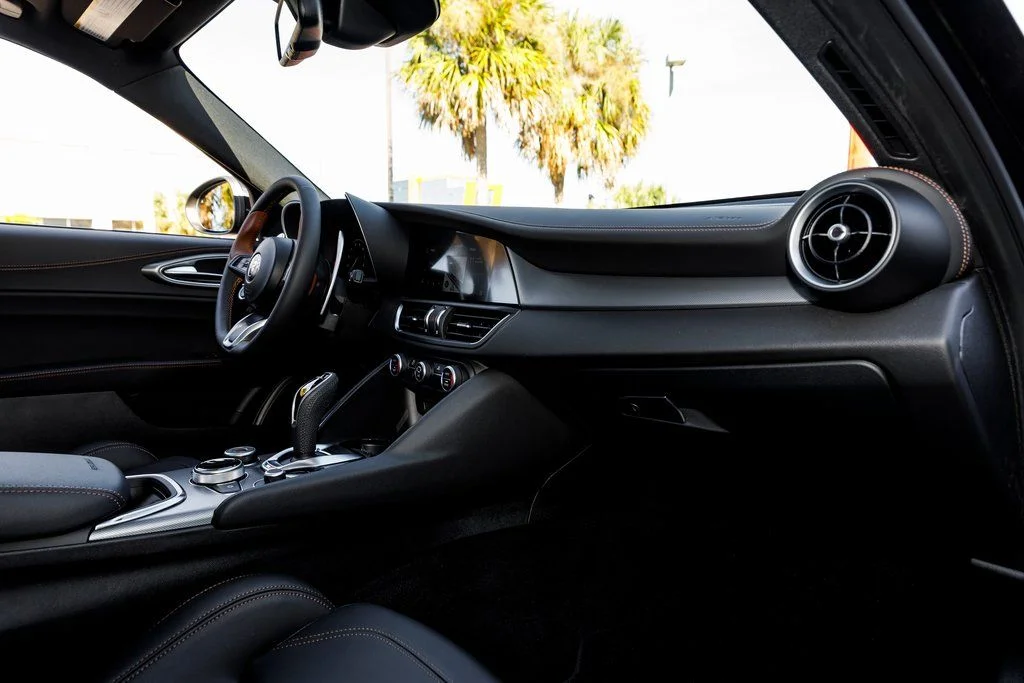 2025 Alfa Romeo Giulia Intensa - Photo 36