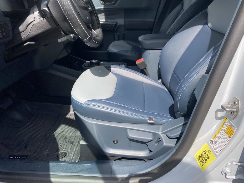 Used 2025 Space White Metallic Ford XL image 18