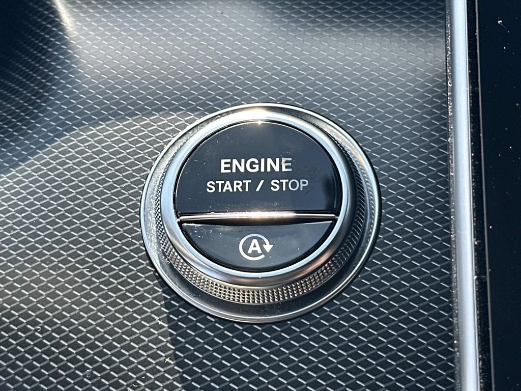 Used 2024 Graphite Gray Metallic Mercedes-Benz C 300 image 23