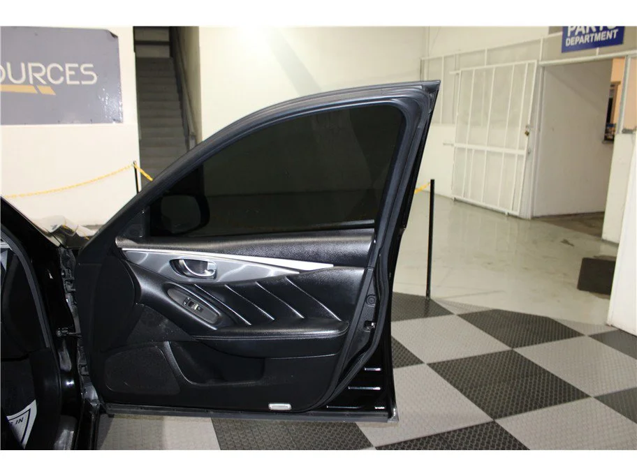 Used 2014 Black Obsidian INFINITI Premium image 24
