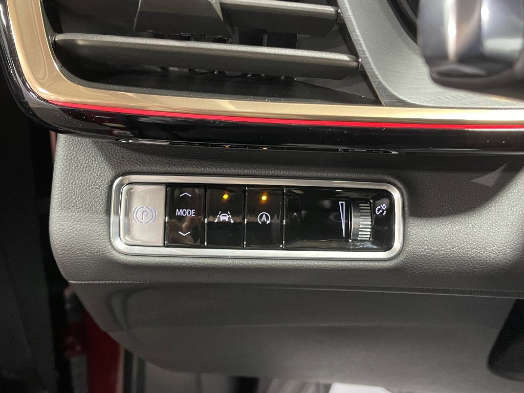 New 2026 Brilliant Red Buick Avenir image 31