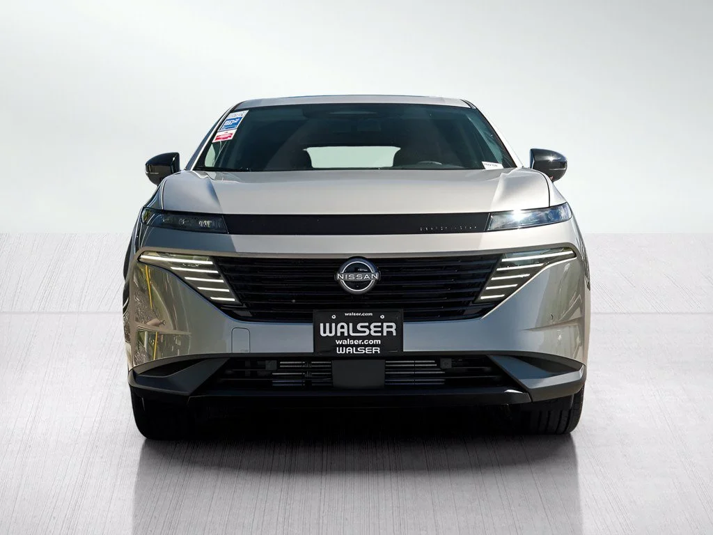 New 2026 Champagne Silver Metallic Nissan SL image 2