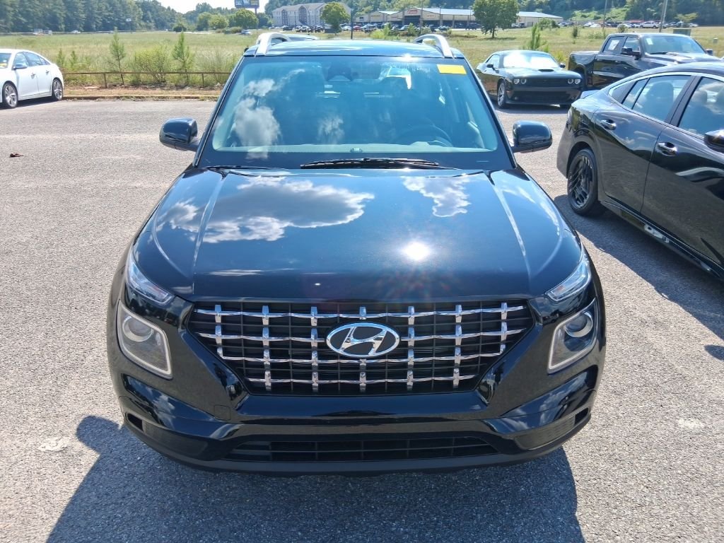 Used 2026 Black Hyundai SEL image 1