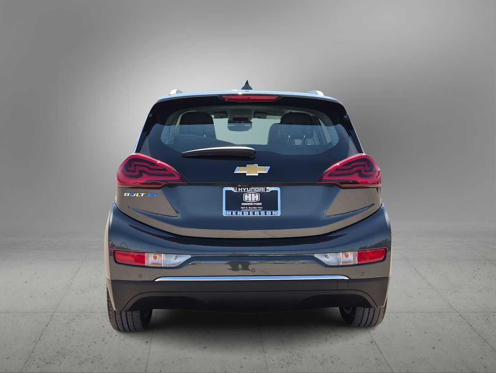Used 2020 Nightfall Gray Metallic Chevrolet Premier image 7