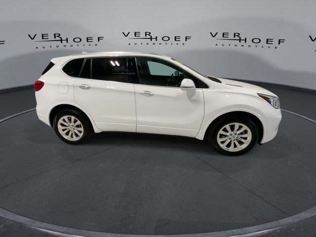 Used 2018 Summit White Buick Essence image 9