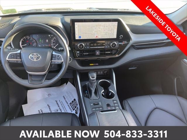 Certified Used 2026 PRECIOUS METAL Toyota  image 24