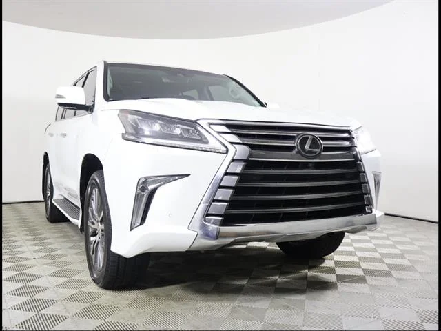2018 Lexus LX 600 570 TWO-ROW's photo