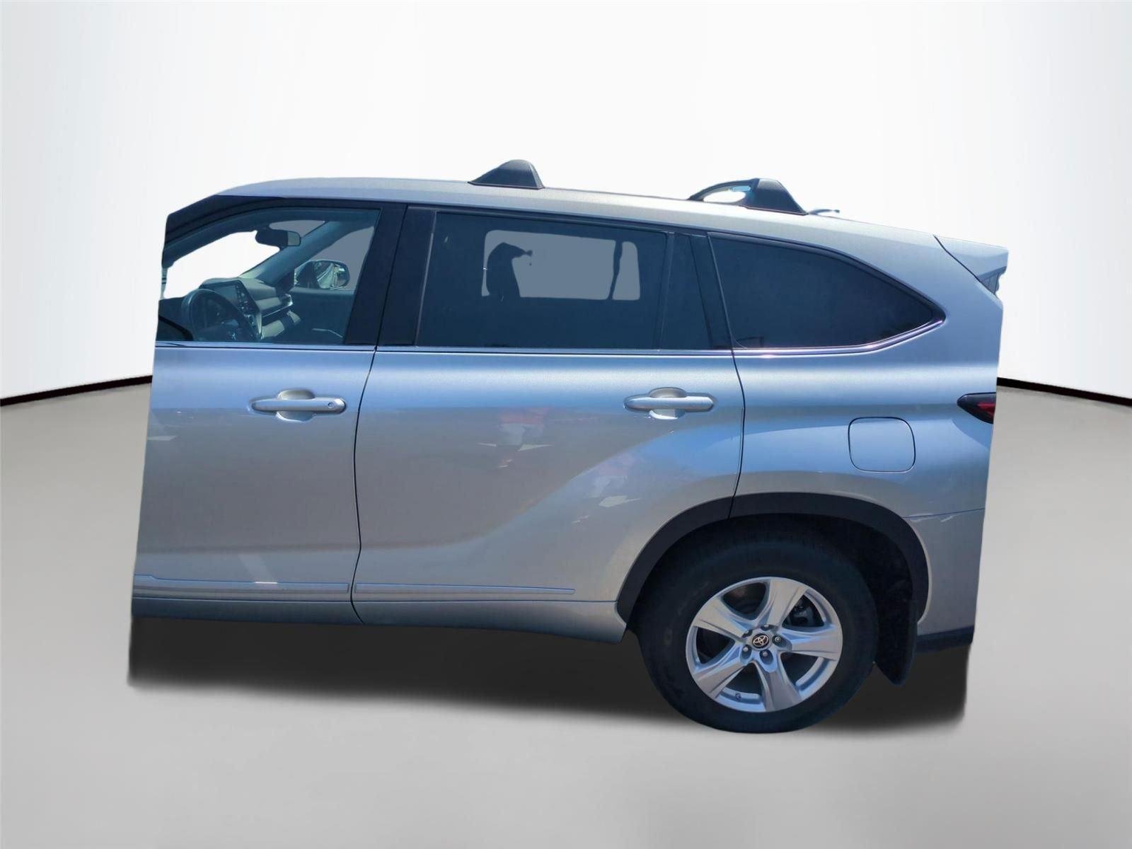 Used 2021 Celestial Silver Metallic Toyota LE image 41
